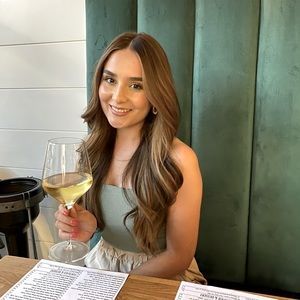 Meet your Posher, Stephanie